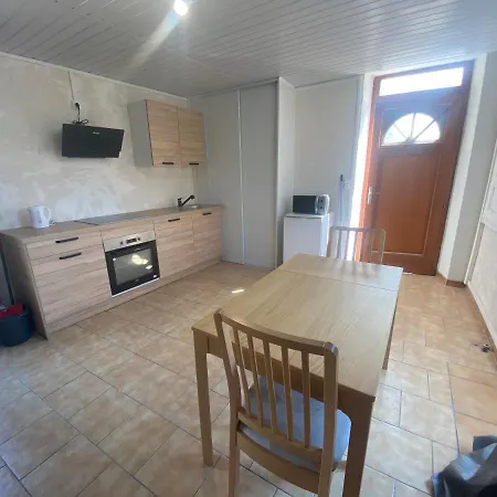 Holiday home Maison Indiv Au Coeur Du Vignoble Champenois